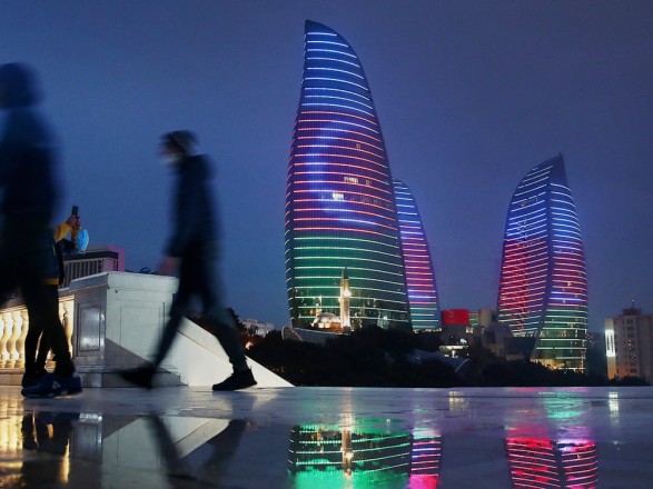Азербайджан отменил ограничения на въезд для украинцев, действовавших с 2020 года